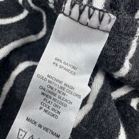 41 Hawthorn Cardigan Women 2X Gray White Striped Long Sleeve Stretch Topper - Picture 10 of 13